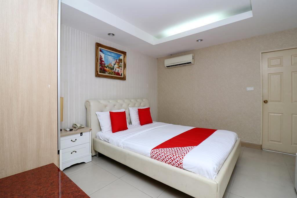 Diamond Residence Silom Bangkok Esterno foto