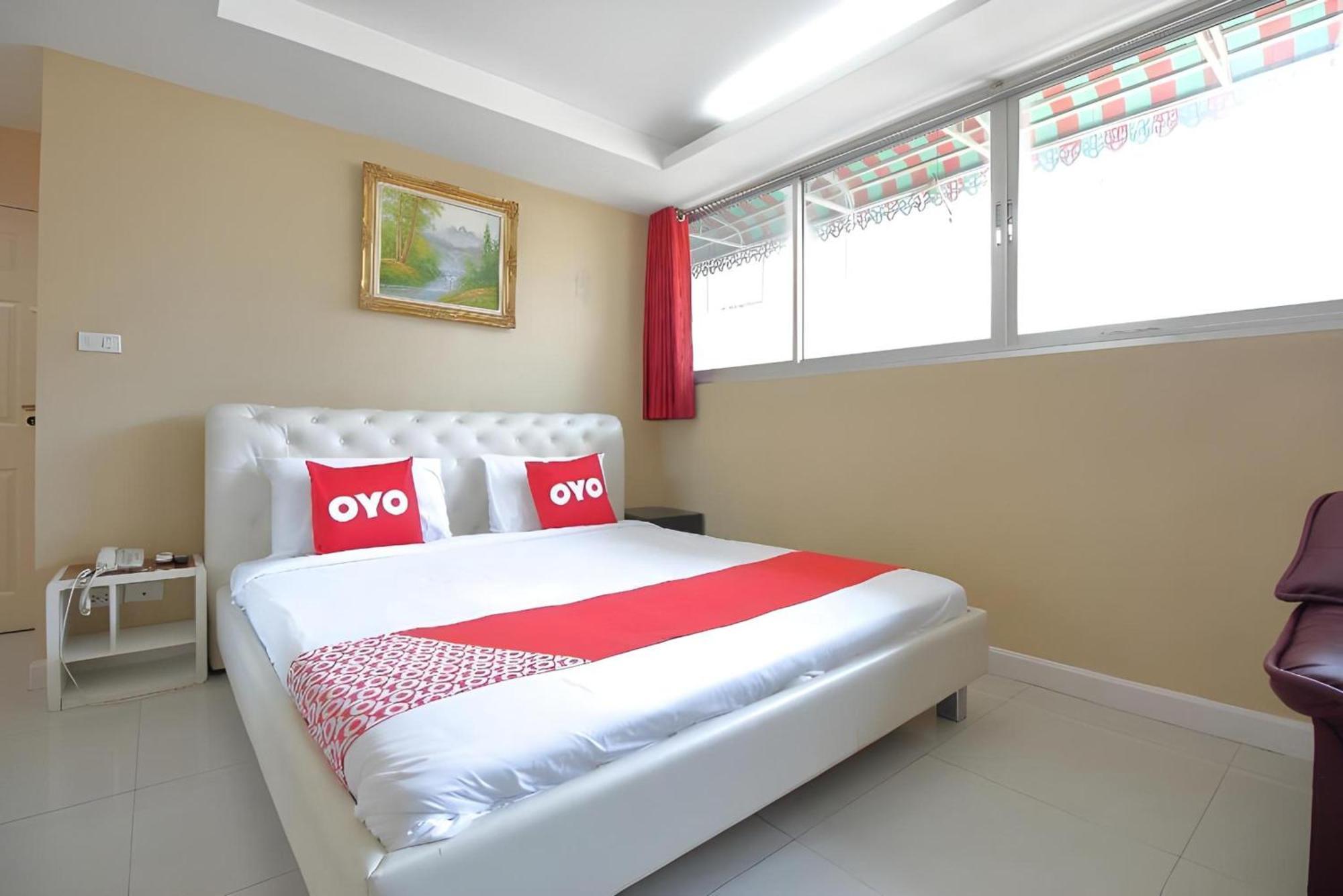 Diamond Residence Silom Bangkok Esterno foto