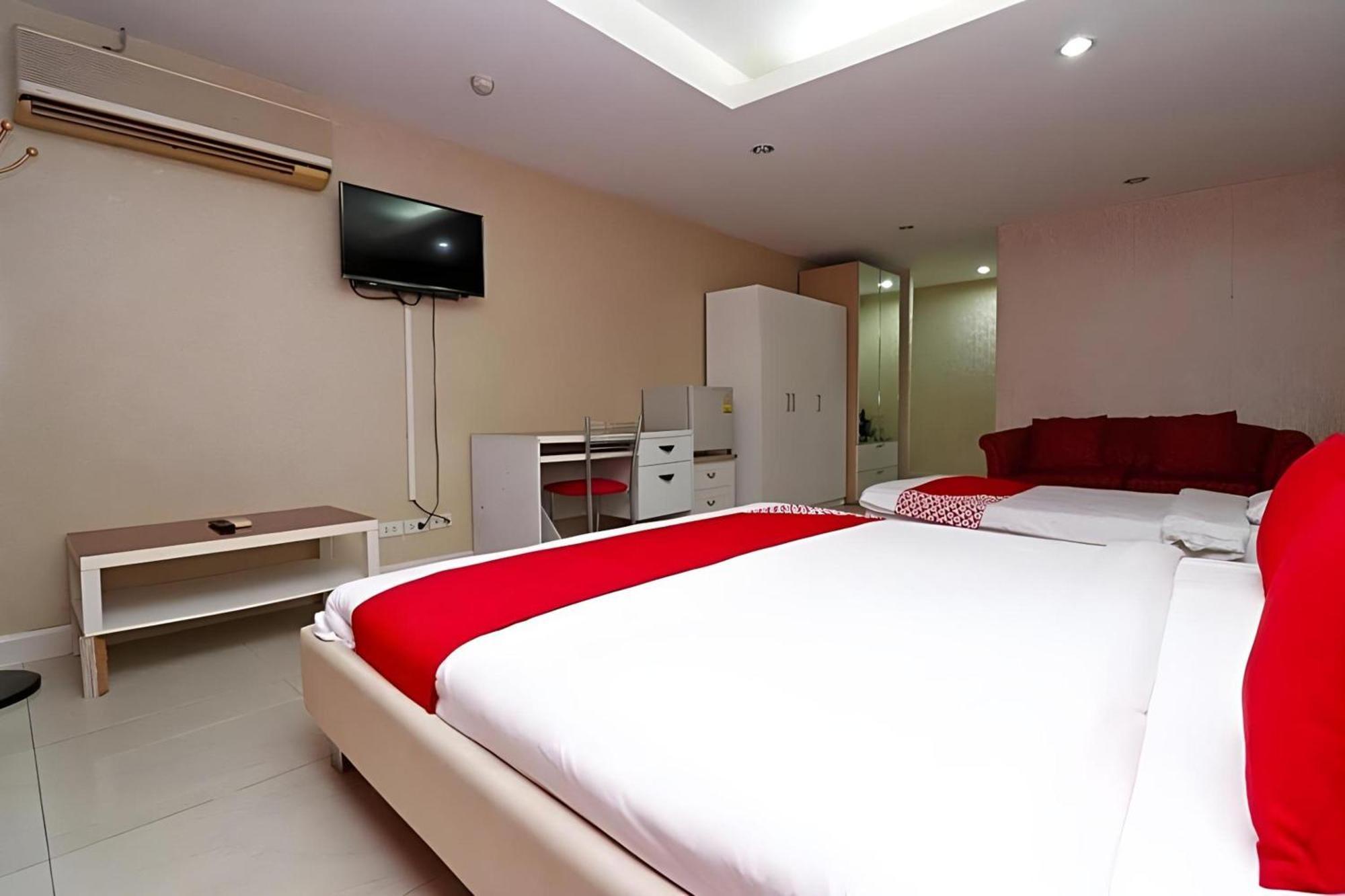 Diamond Residence Silom Bangkok Esterno foto