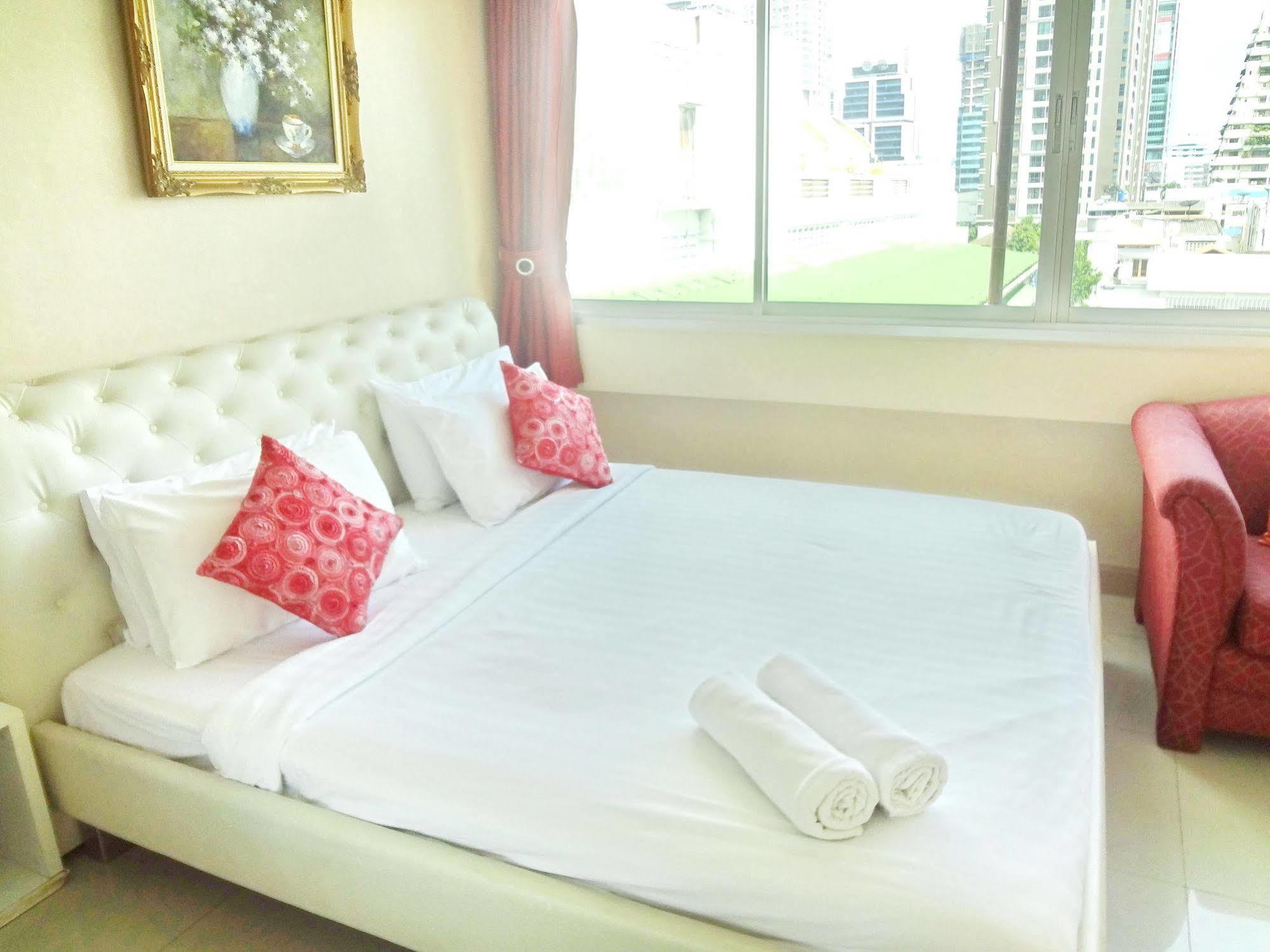 Diamond Residence Silom Bangkok Esterno foto